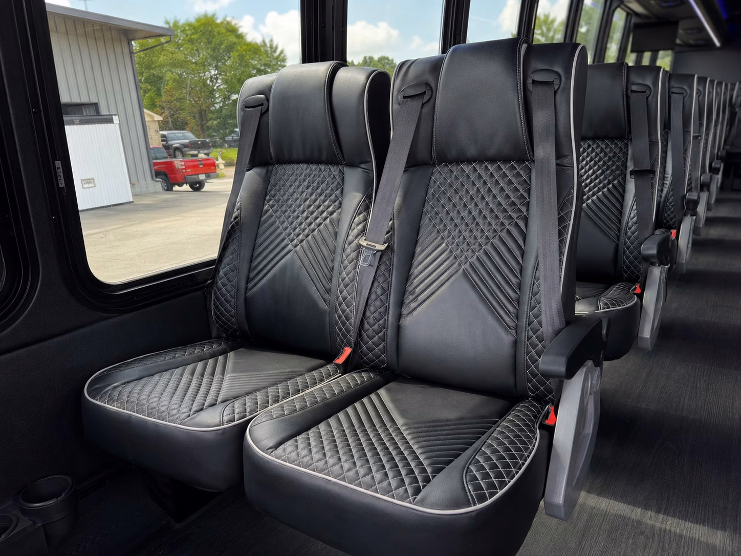 richmond airport transportation
